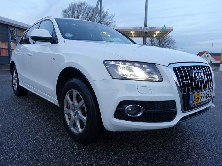 Audi Q5 3,0 TDi 240 S-line quattro S-tr. Van