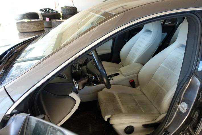 Grå Mercedes CLA200 d fra 2016