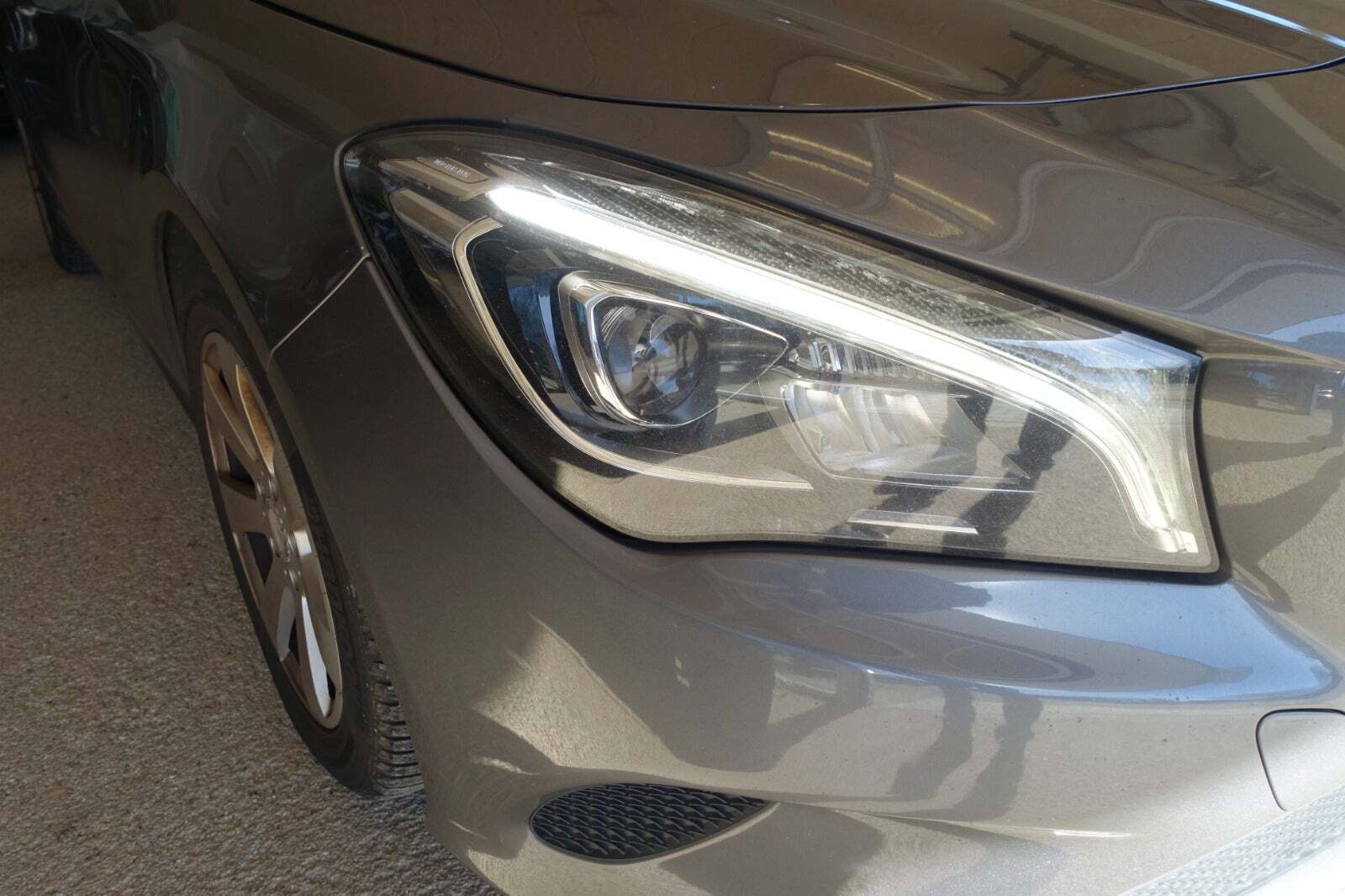 Grå Mercedes CLA200 d fra 2016