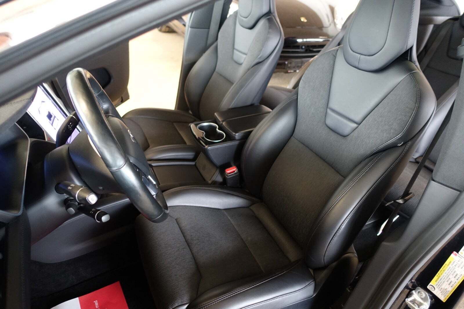 Tesla Model X 100D 6prs