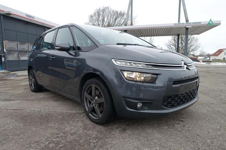 Grå Citroën Grand C4 Picasso fra 2015 set udefra