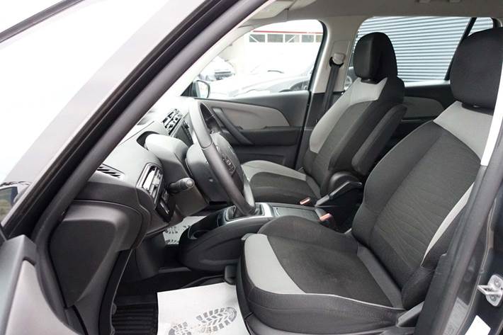 Grå Citroën Grand C4 Picasso fra 2015
