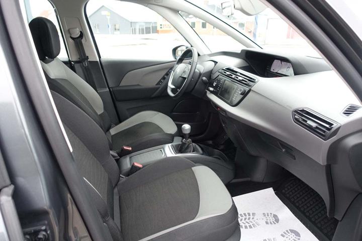 Grå Citroën Grand C4 Picasso fra 2015