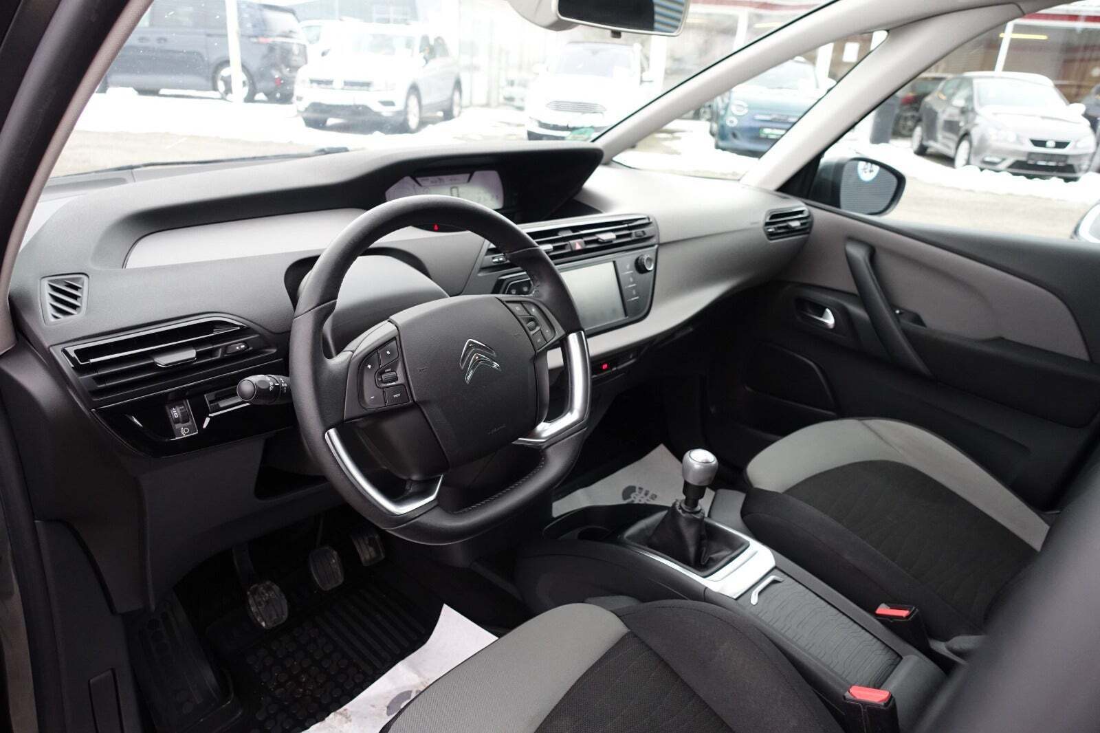 Grå Citroën Grand C4 Picasso fra 2015