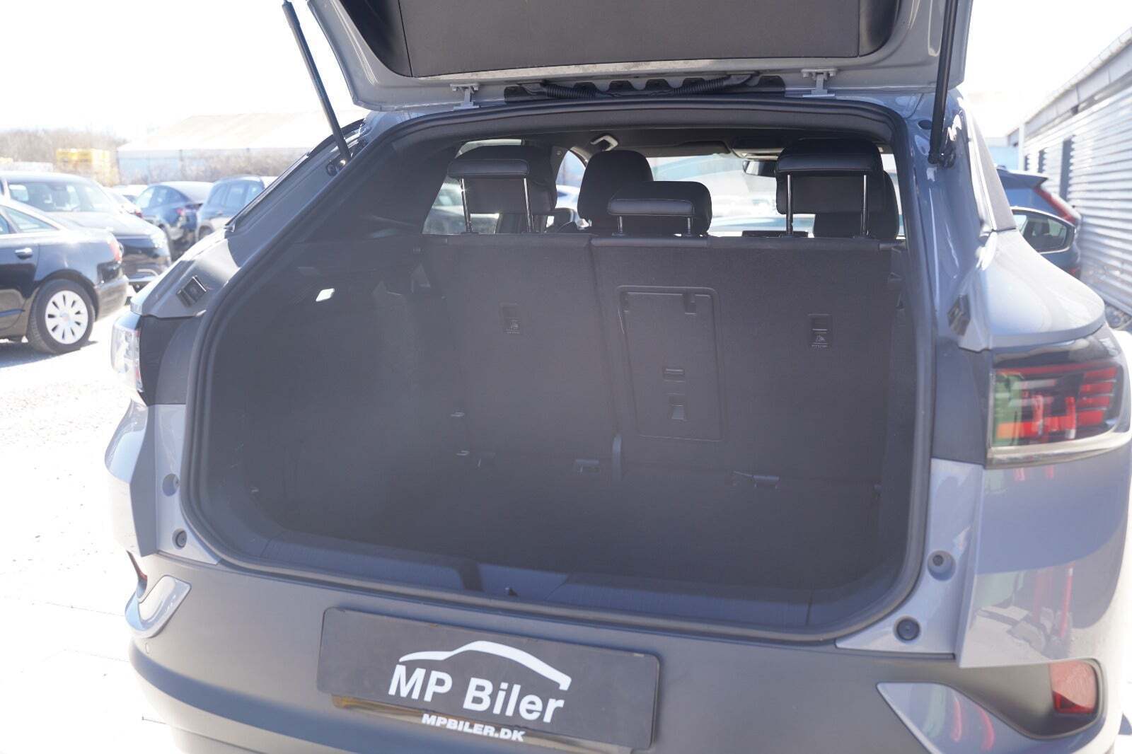 Grå VW ID.4 fra 2021