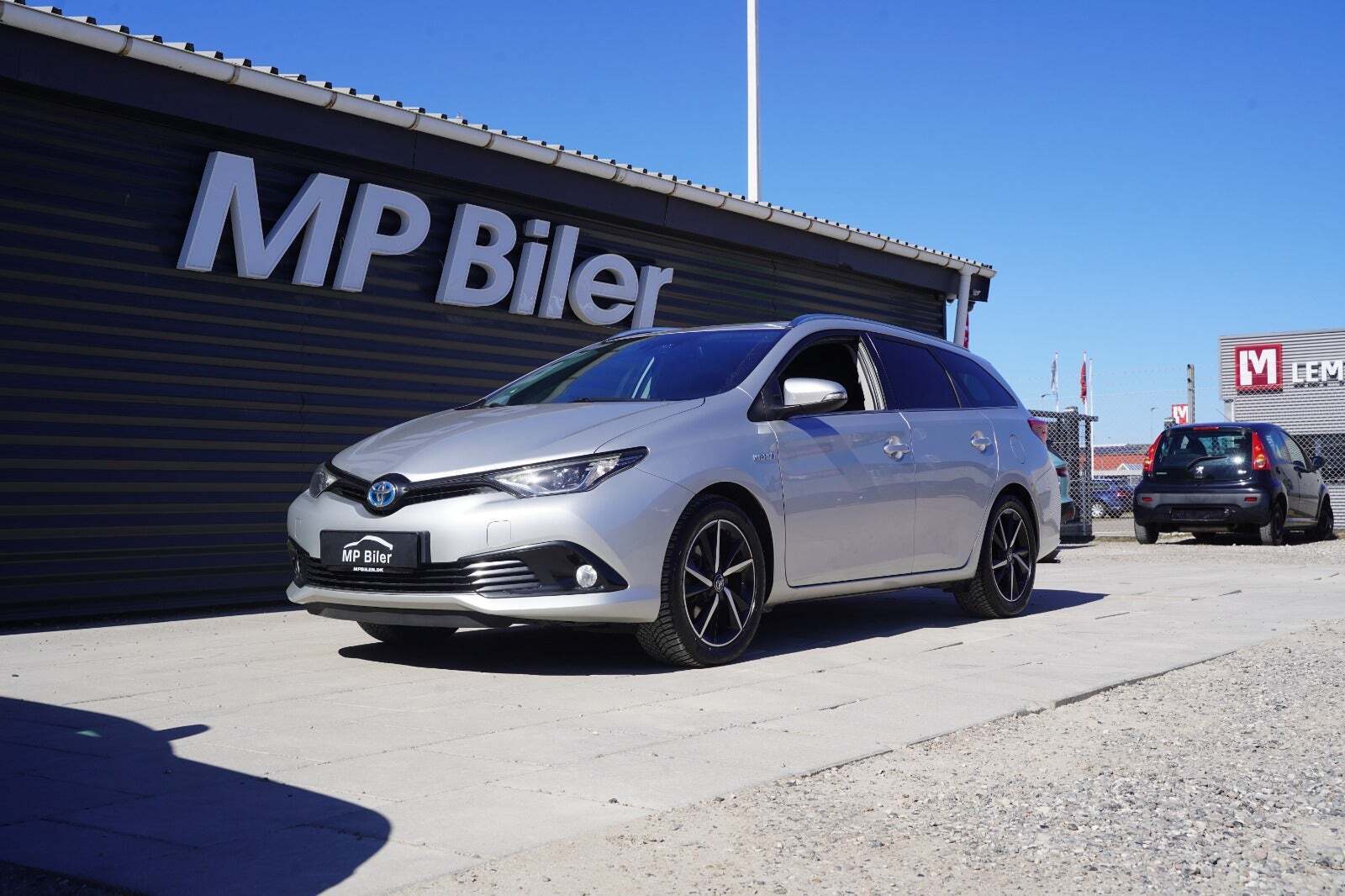 Toyota Auris 1,8 Hybrid H2 Style Touring Sports CVT