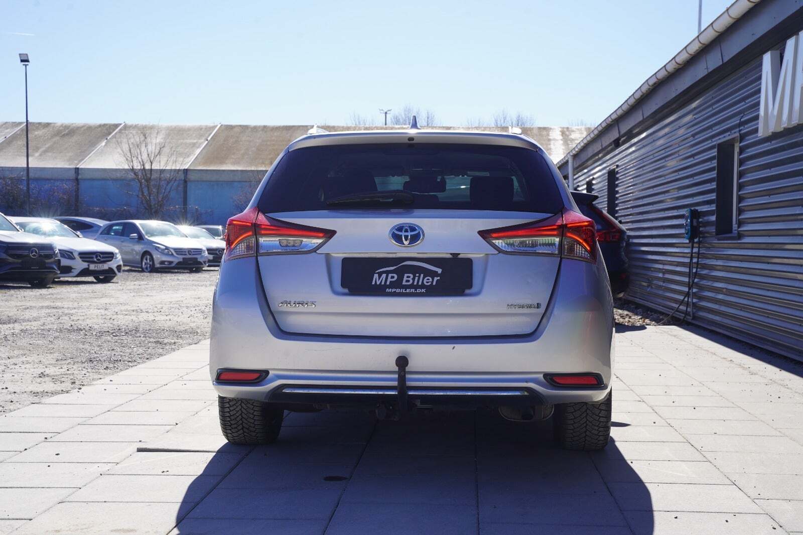 Sølv Toyota Auris fra 2018