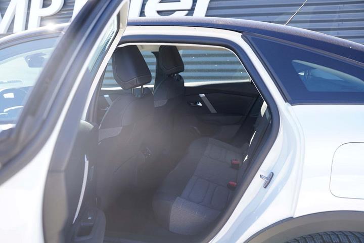 Hvid Citroën C4 fra 2023