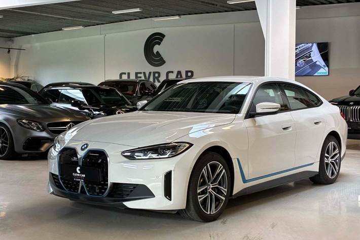 Hvid BMW i4 fra 2023