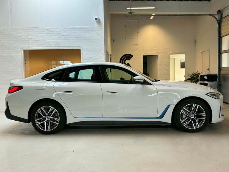 BMW i4 eDrive40