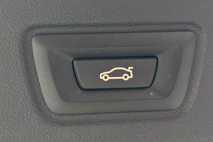 Hvid BMW i4 fra 2023