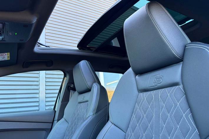 Sort Audi Q4 e-tron fra 2022