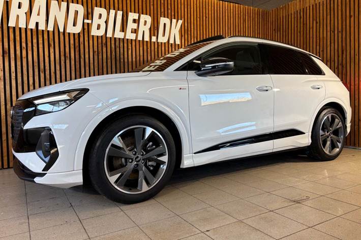 Hvid Audi Q4 e-tron fra 2022