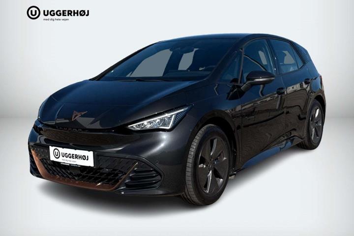 Grå Cupra Born fra 2024 set udefra