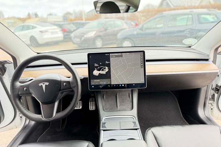 undefined Tesla Model 3 fra 2021