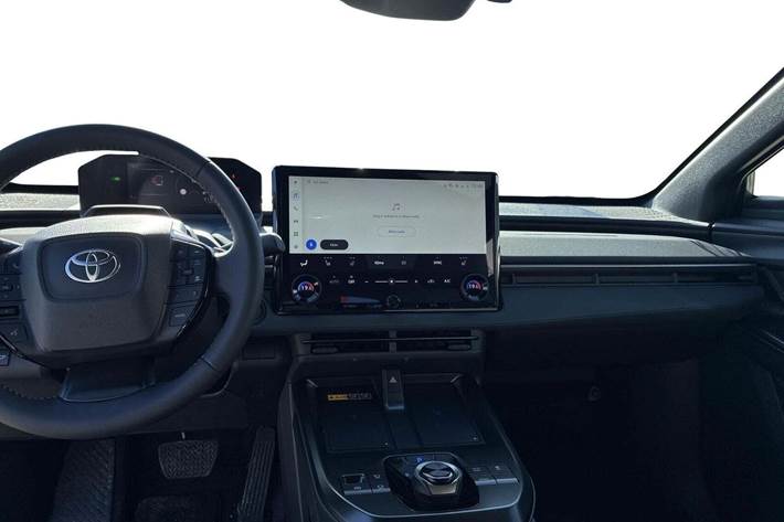 Grå Toyota BZ4X fra 2026