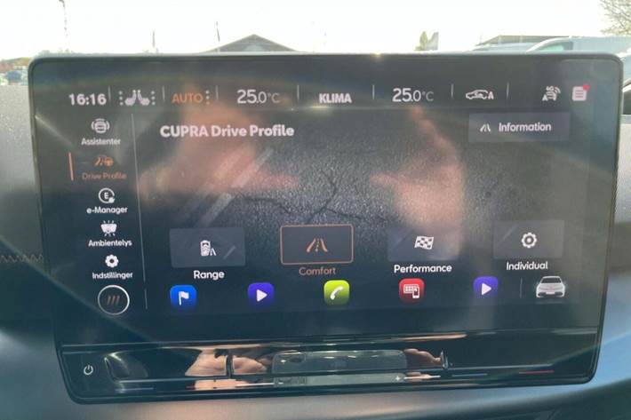 Blå Cupra Born fra 2022