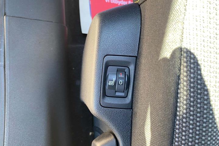 Grå Citroën C3 fra 2019