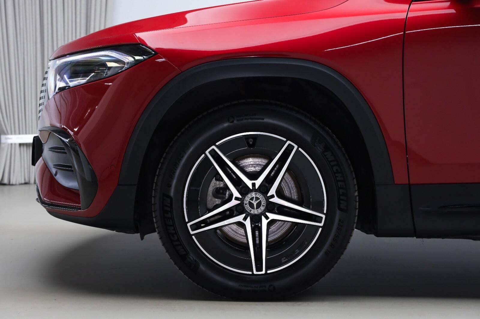 Mercedes EQB250+ AMG Premium