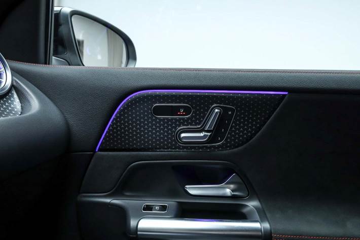 Sort Mercedes EQA250+ fra 2026