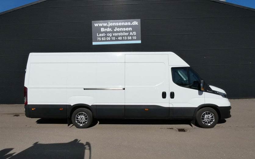 Iveco Daily 3,0 35S18 18m³ Van AG8
