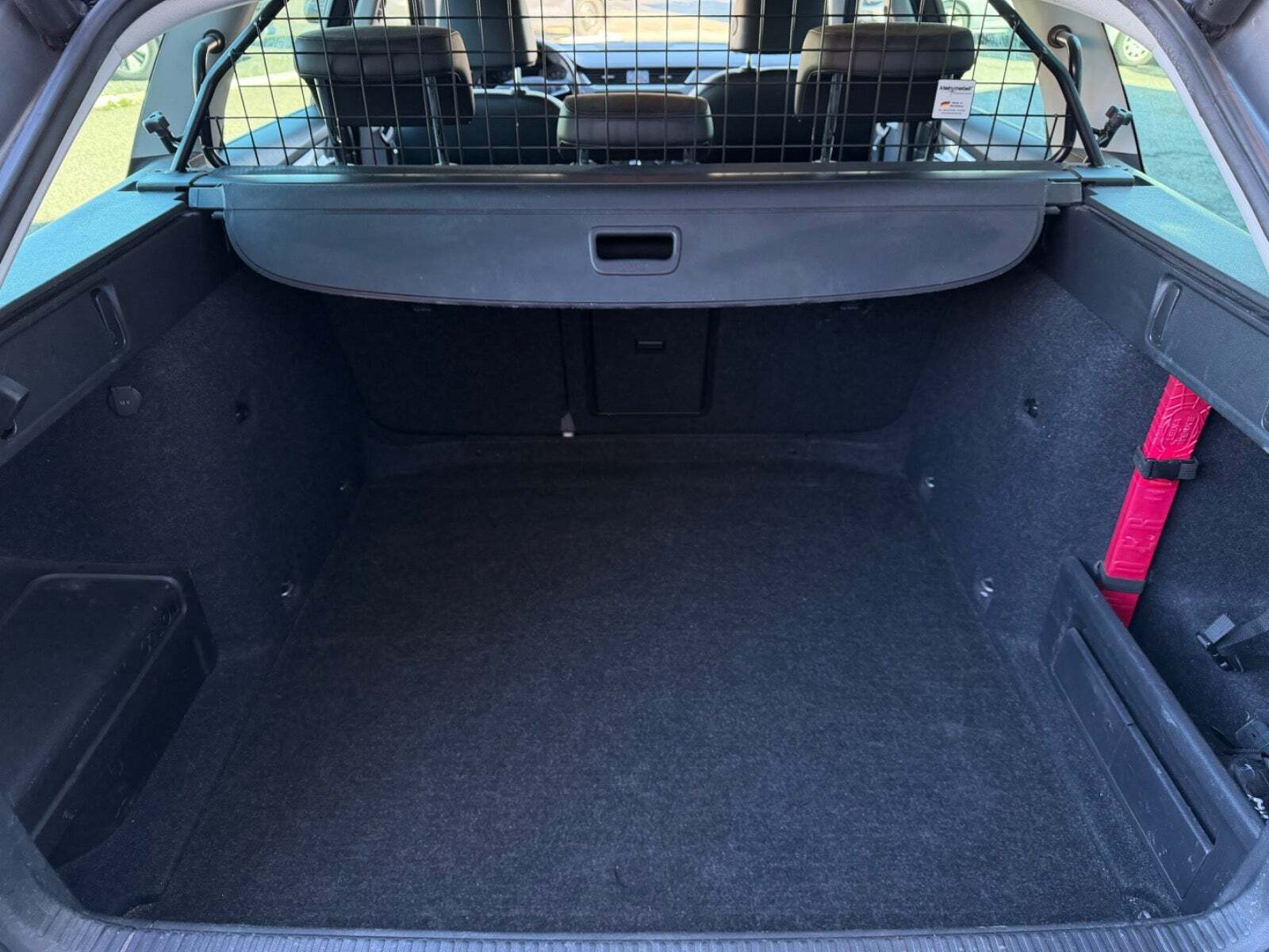 Orange Skoda Octavia fra 2017