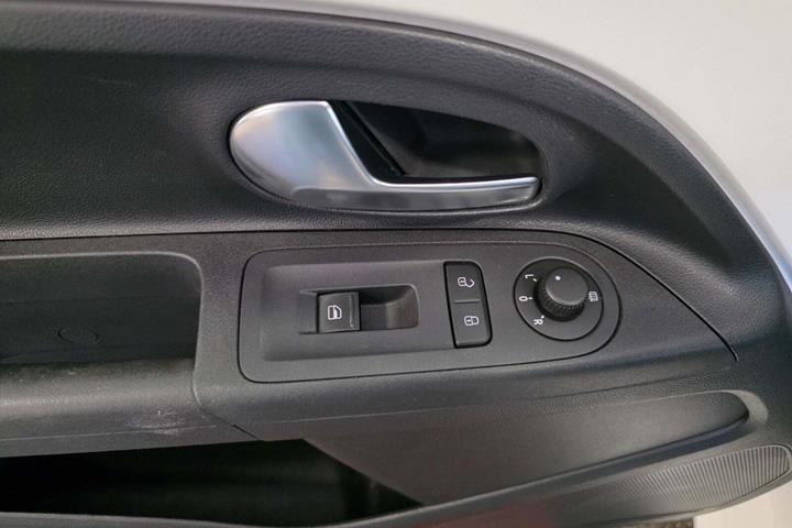 Hvid VW UP! fra 2013