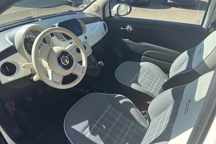 Hvid Fiat 500 fra 2020