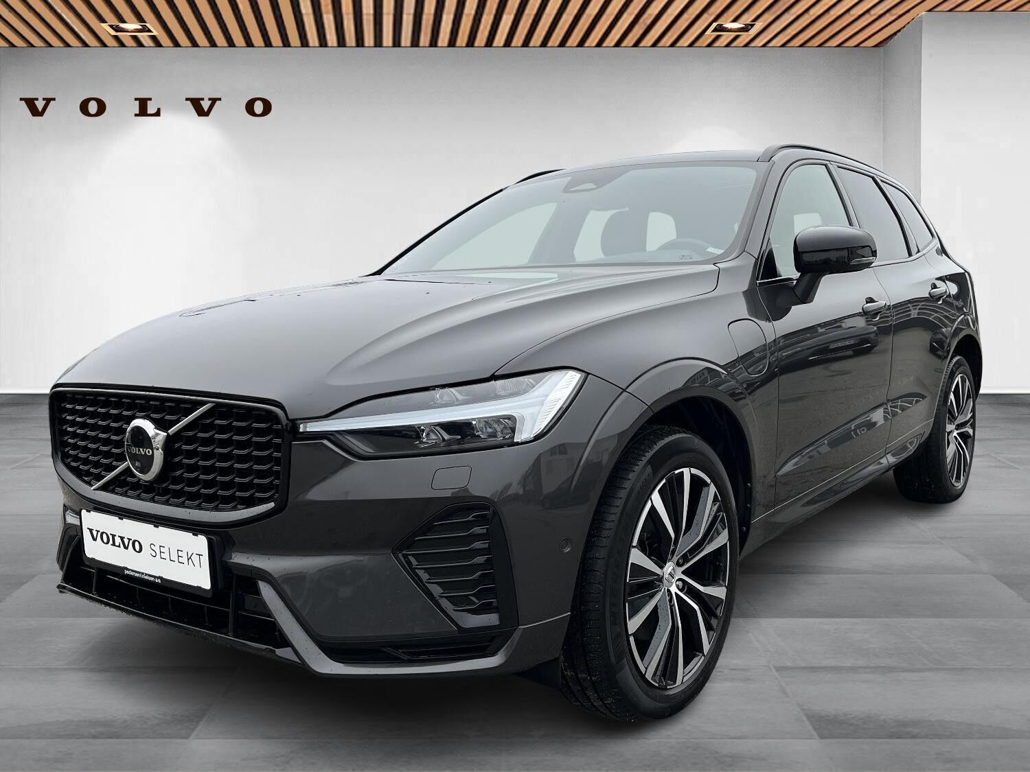Volvo XC60 2,0 T6 Recharge  Plugin-hybrid Ultimate AWD 350HK 5d 8g Aut.