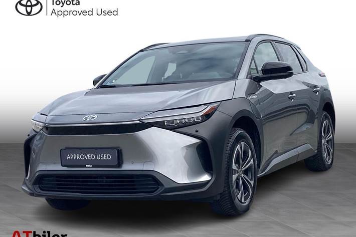 Grå Toyota BZ4X fra 2023