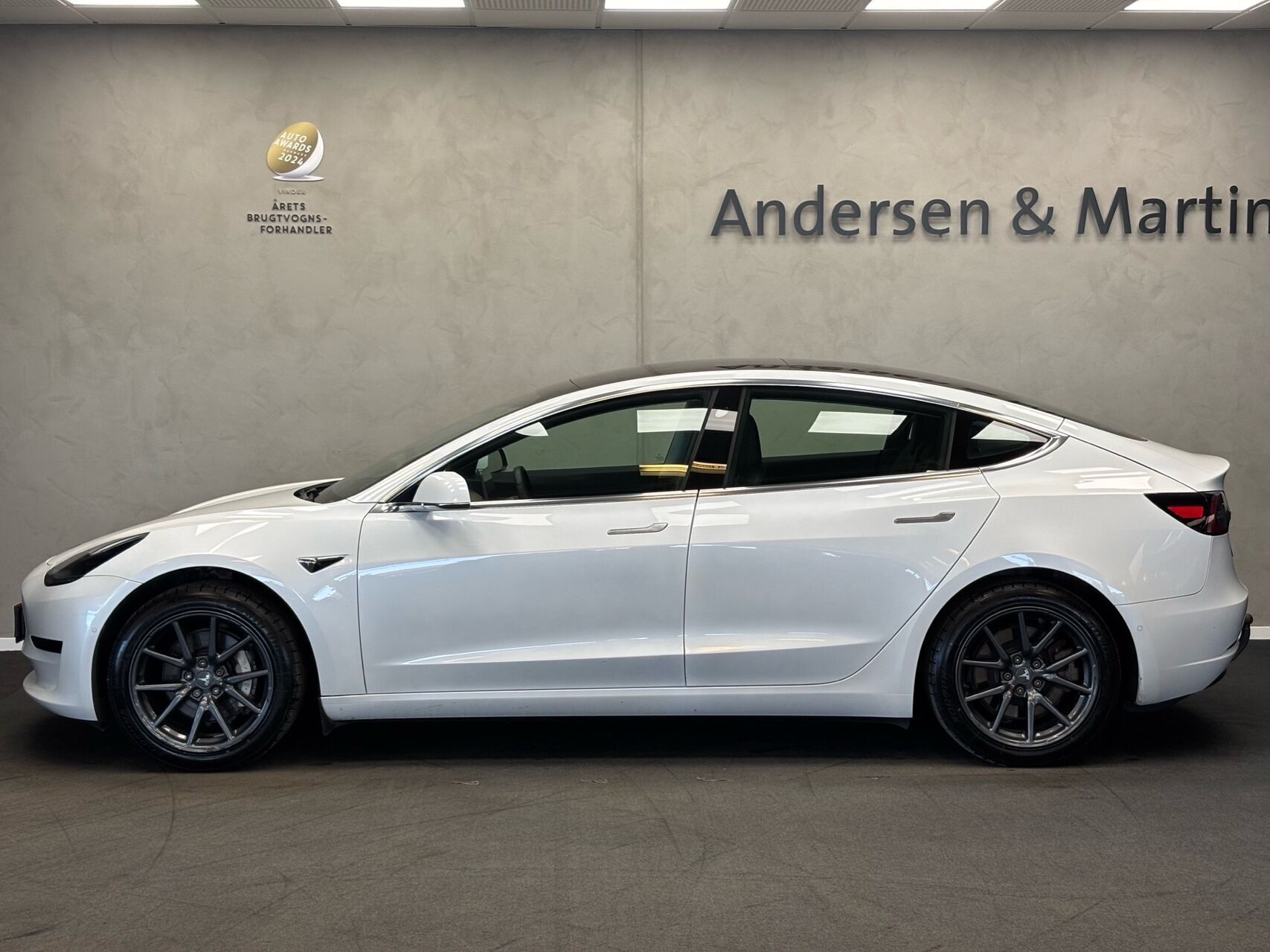 Tesla Model 3 EL Standard Range 283HK Aut.