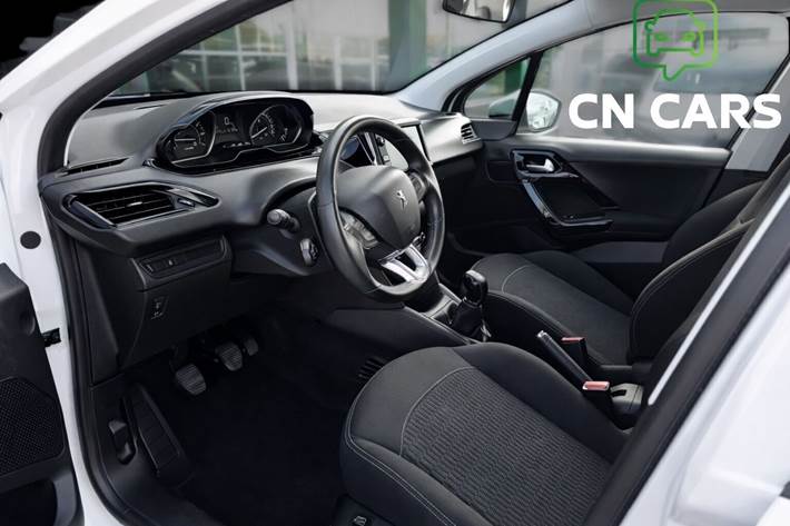 Hvid Peugeot 208 fra 2017