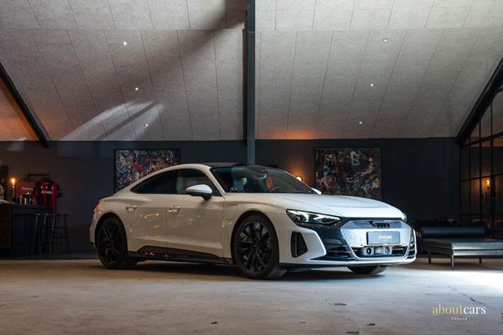 Hvid Audi e-tron GT fra 2021