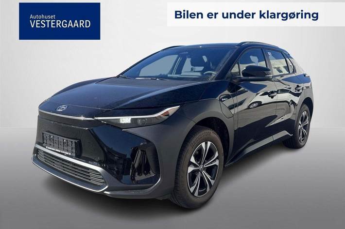 Sort Toyota BZ4X fra 2025