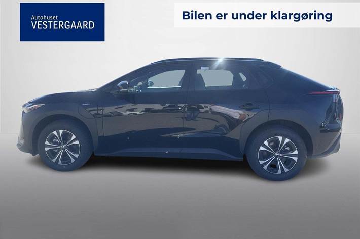 Sort Toyota BZ4X fra 2025