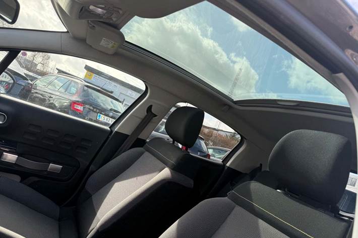 Grå Citroën C3 fra 2019