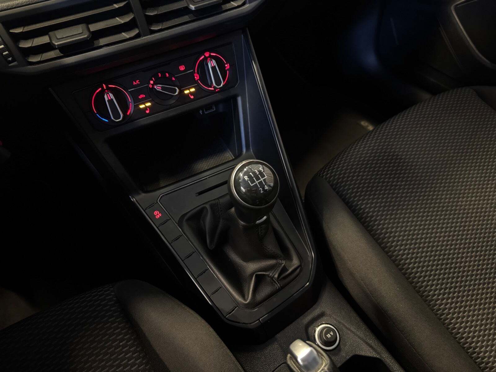 Hvid VW Polo fra 2018