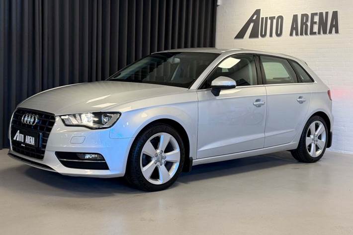 Grå Audi A3 fra 2013