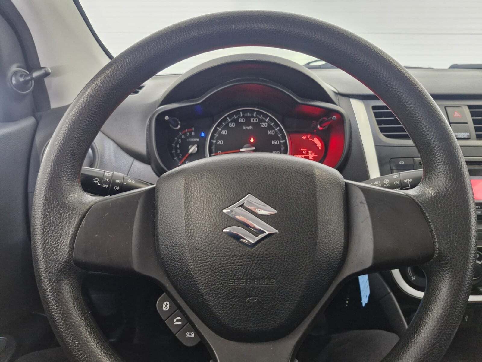 Rød Suzuki Celerio fra 2015