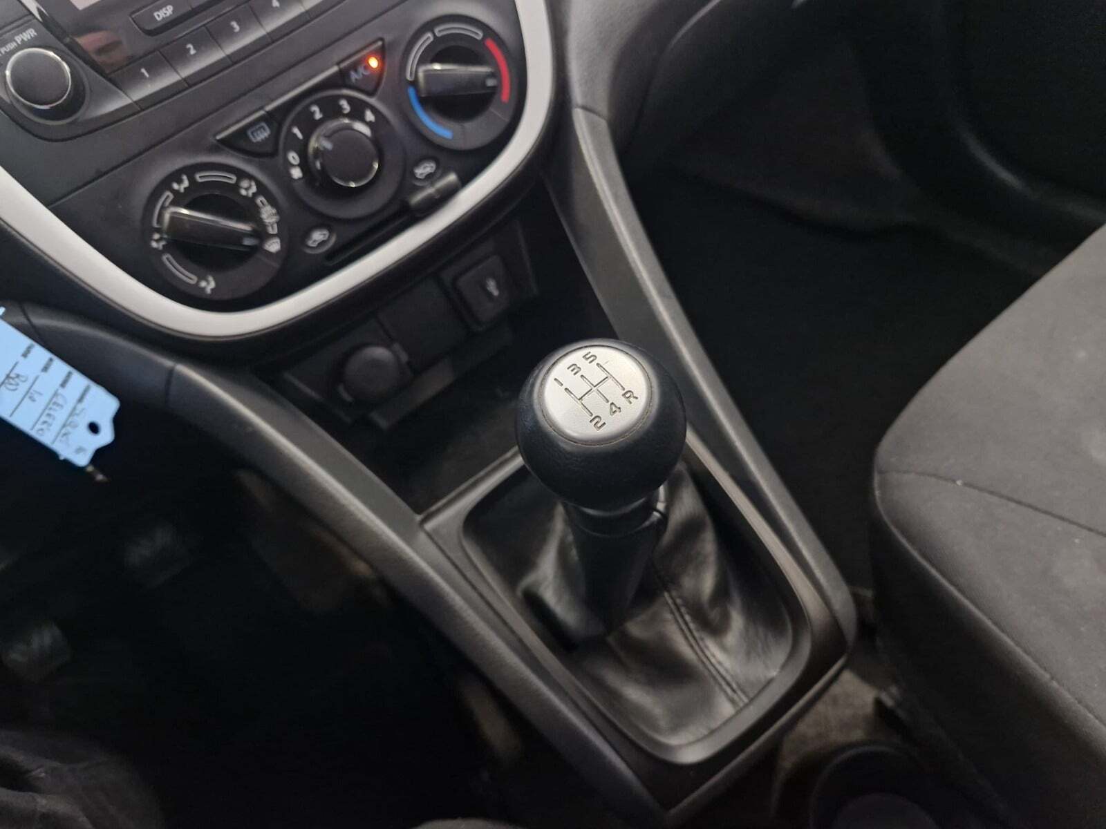 Rød Suzuki Celerio fra 2015