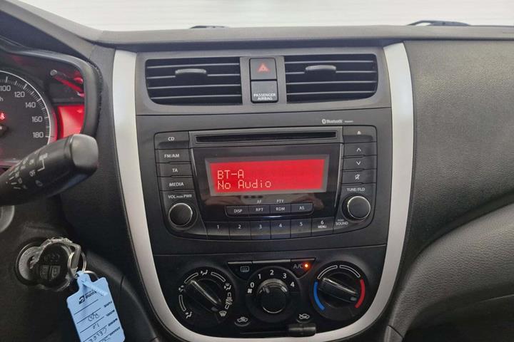 Rød Suzuki Celerio fra 2015