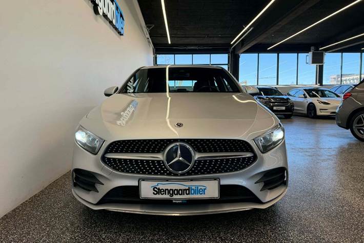 Sølv Mercedes A200 d fra 2020