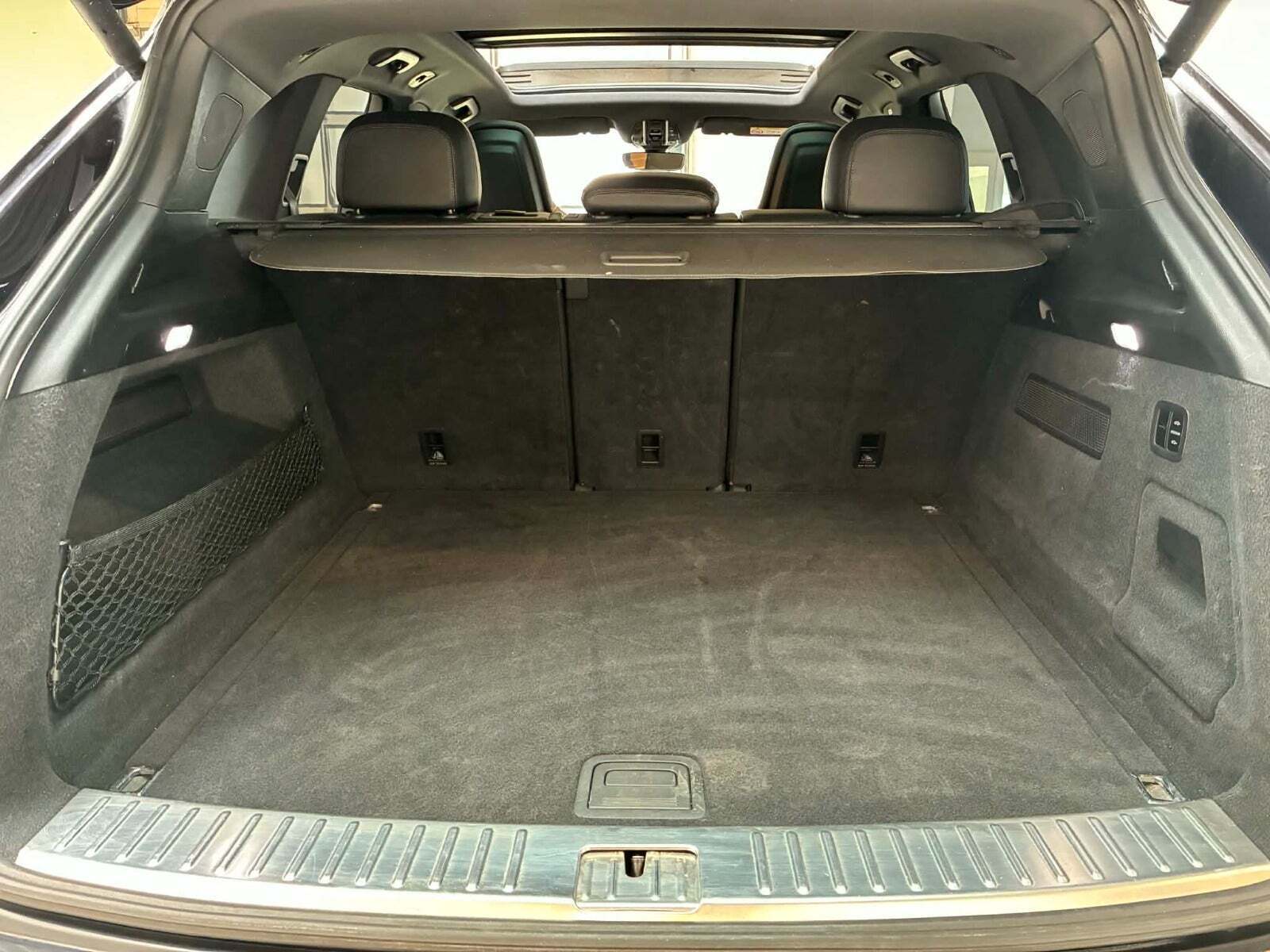 Sort Porsche Cayenne S fra 2018