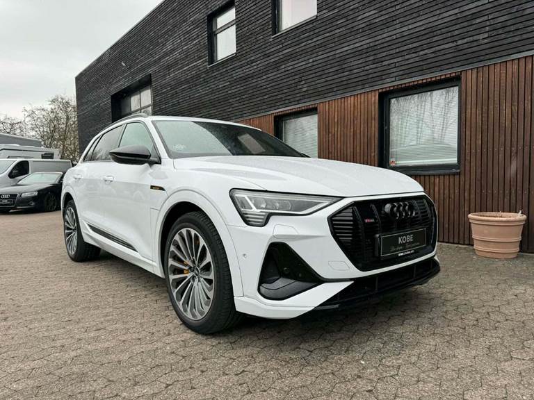Audi e-tron 55 S-line quattro