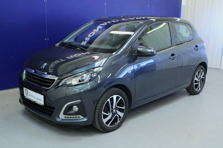 Grå Peugeot 108 fra 2020