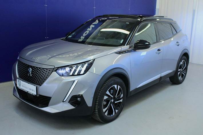 Sølv Peugeot e-2008 fra 2021