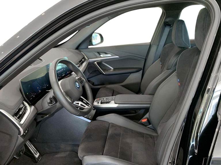 BMW iX1 eDrive20 M-Sport