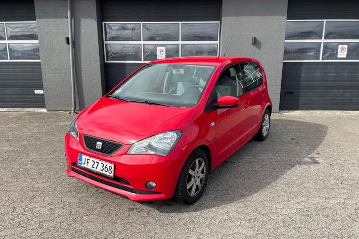 Rød Seat Mii fra 2013