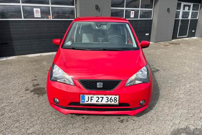 Rød Seat Mii fra 2013