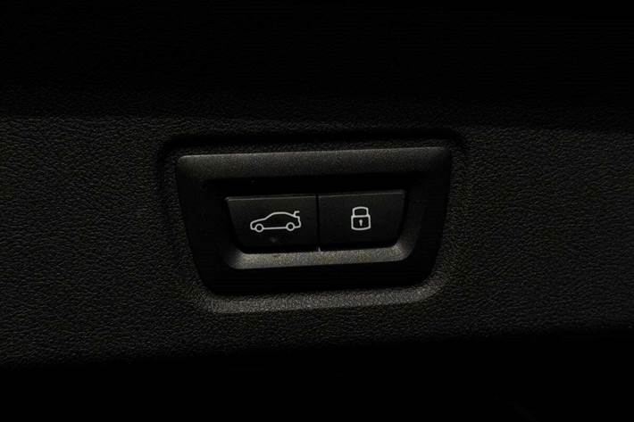 Hvid BMW i4 fra 2023